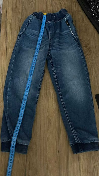 Джинсові штани HM на зріст 120 см. Стан нових.