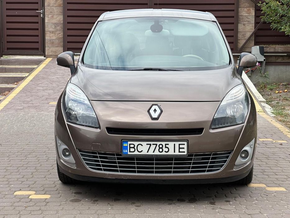 Renault grand scenic