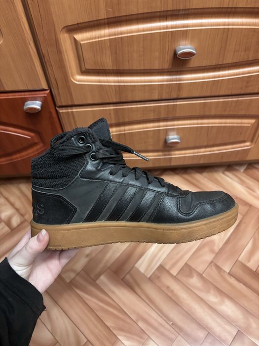 Кросівки adidas hoops 2.0 mid, з утепленням