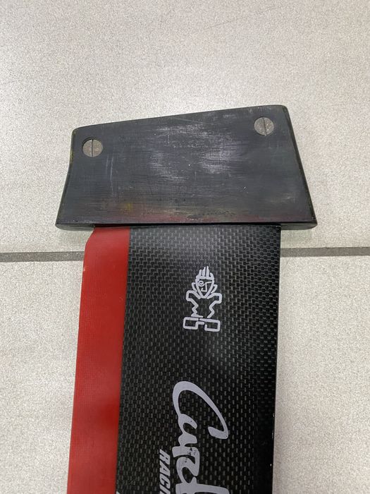 Curtis Carbon 65cm Deep Tuttle Swietny Statecznik Fin
