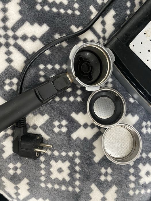 Продам по запчастинах кофемашину Breville prima latte