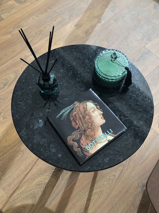 Mesa de Apoio Com Tampo Granito