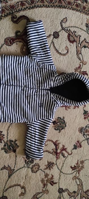 Курточка як для хлопчика так і для дівчинки двостороння