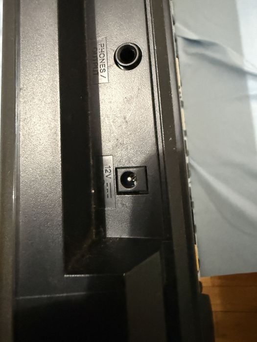Teclado Yamaha e243
