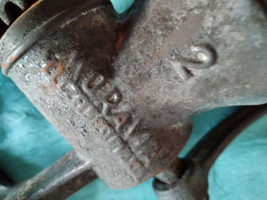 Máquina De Moer Carne Antiga Morávia - Década De 1920