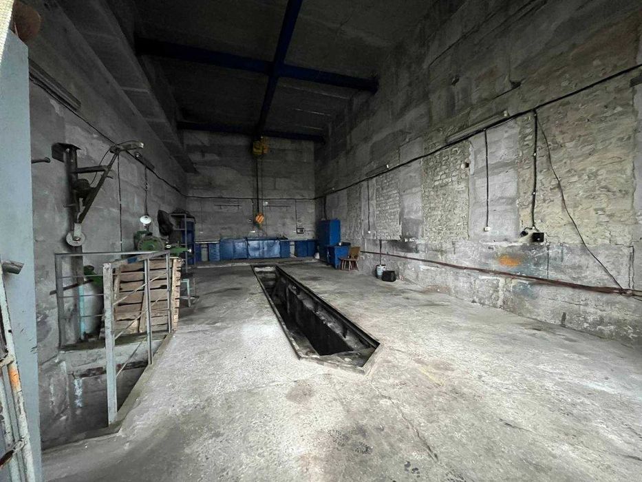 Оренда боксів/ окремого приміщення ТРАМПАРК