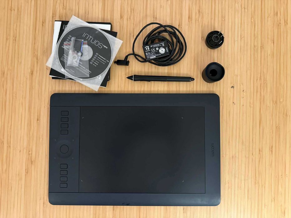 Tablet graficzny Wacom Intuos pro M PTH-651