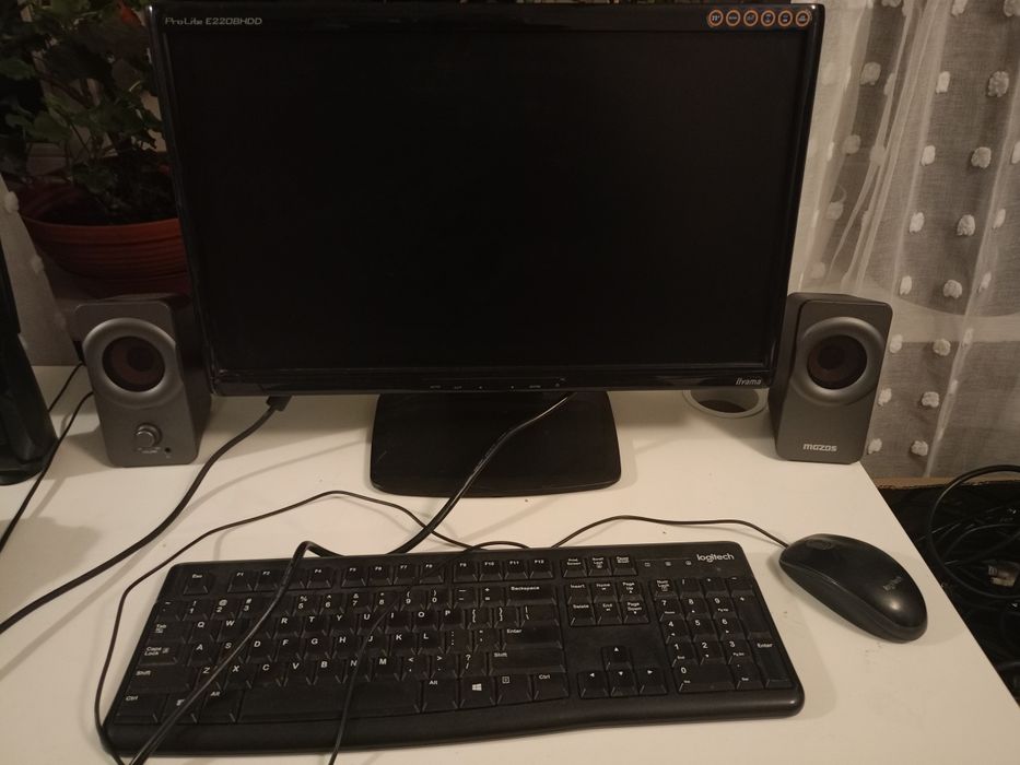 Komputer Intel, i7, 32gb, HDMI, SSD, wifi, Windows 10