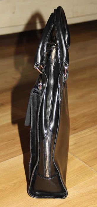 simple torebka skóra skórzana czarna laptop wittchen kazar