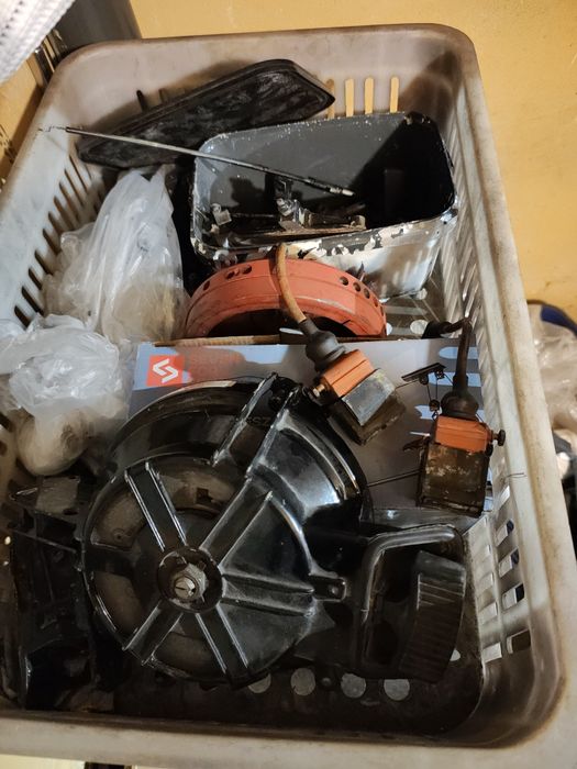 Mercury 9.9 skrzynka części silnika zaburtowego