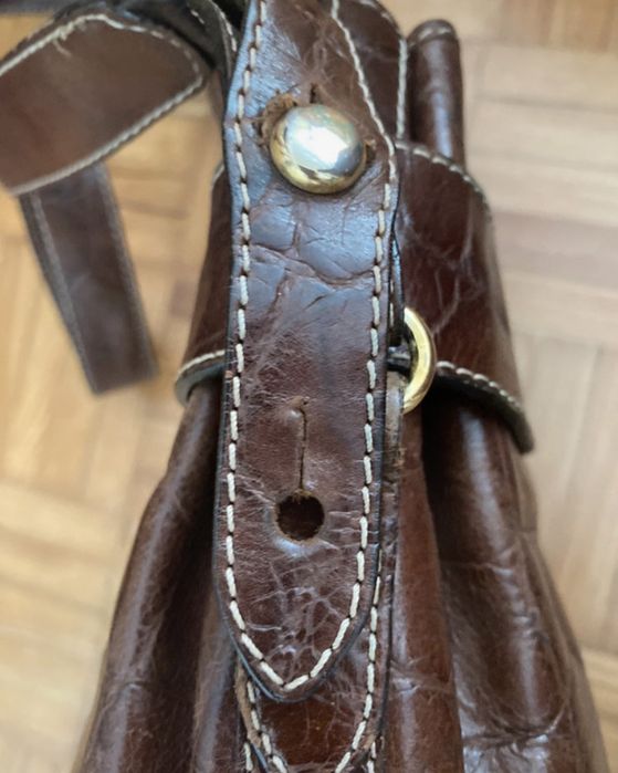 Mala bucket castanha de pele Belcinto