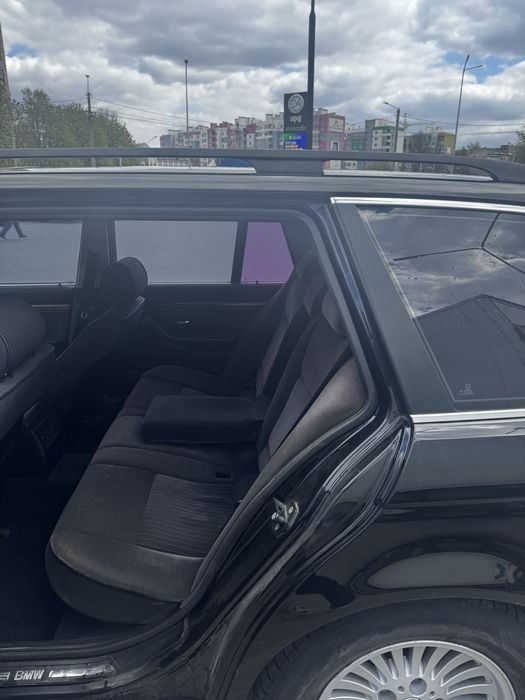 BMW E39 520i в хорошому стані