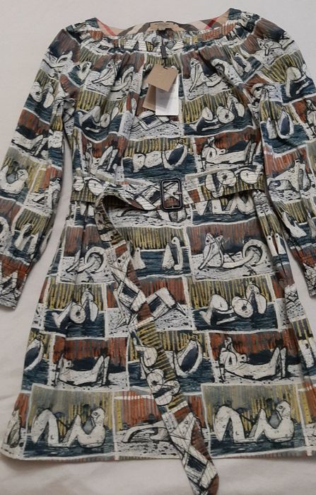 BURBERRY original платье новое