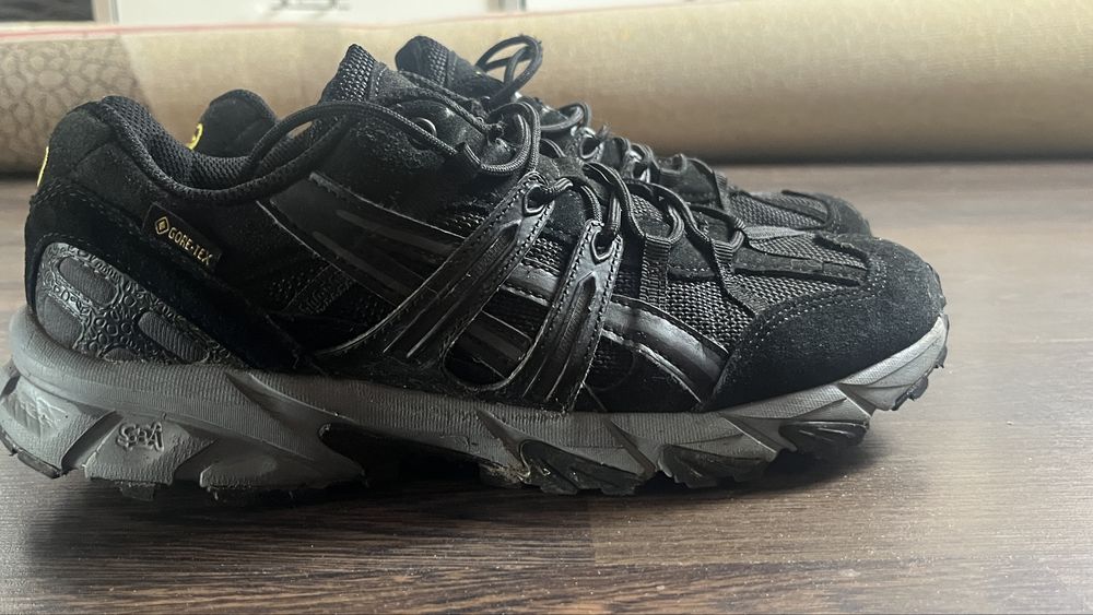 Кроссовки ASICS GORE-TEX (GTX) Black/Grey — размер 44