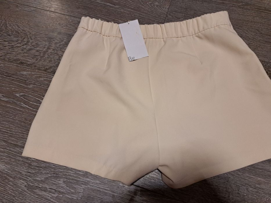 Юбка-шорты.  L-XL