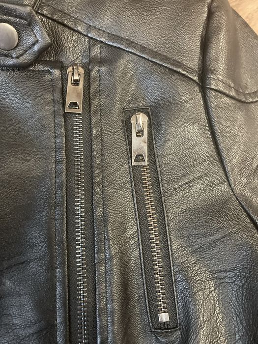 Продам косуху, розмір 42 -44