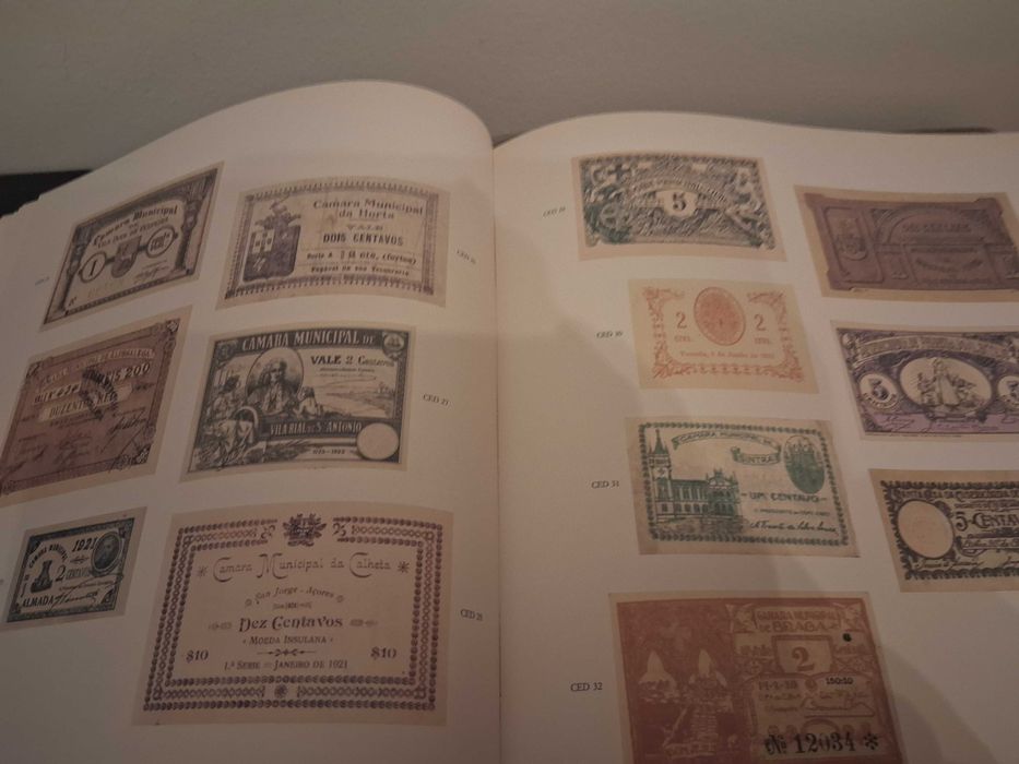 Livro O Papel-Moeda em Portugal (Banco de Portugal)
