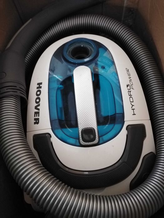 Aspirador 1600W hydro power