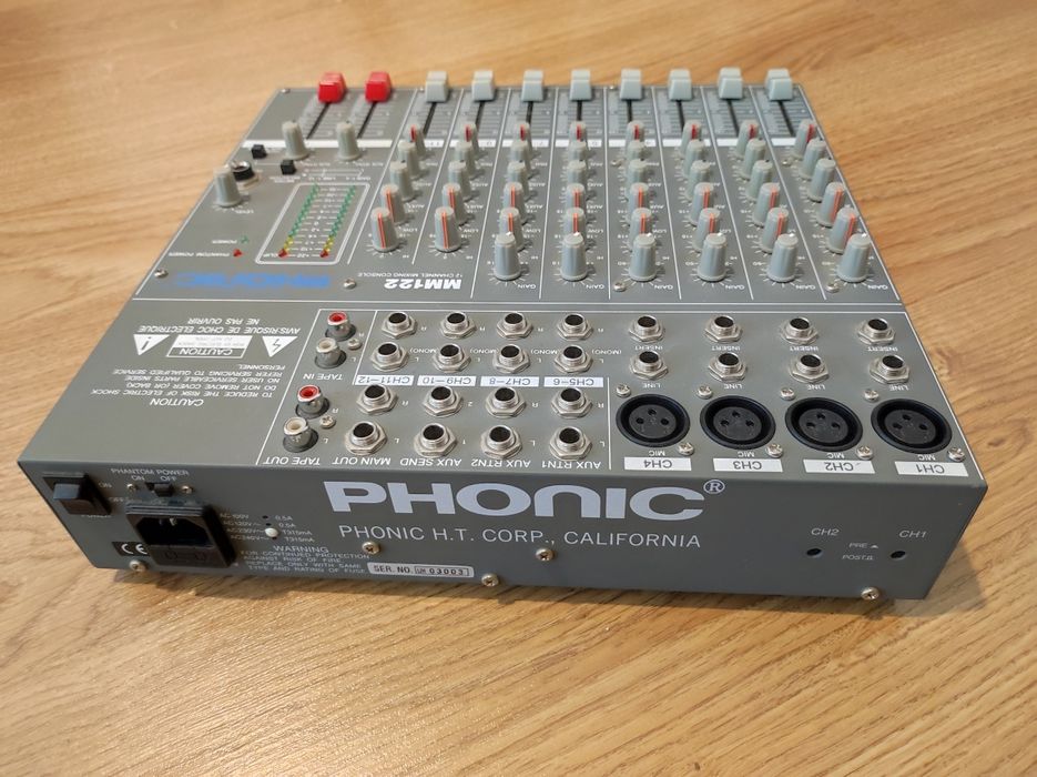 PHONIC MM122 (mesa de mistura)426482127518443522