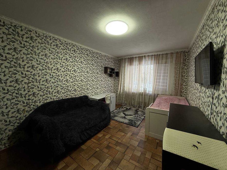 1 комнатная квартира на ул. Добровольского. Косметический ремонт!