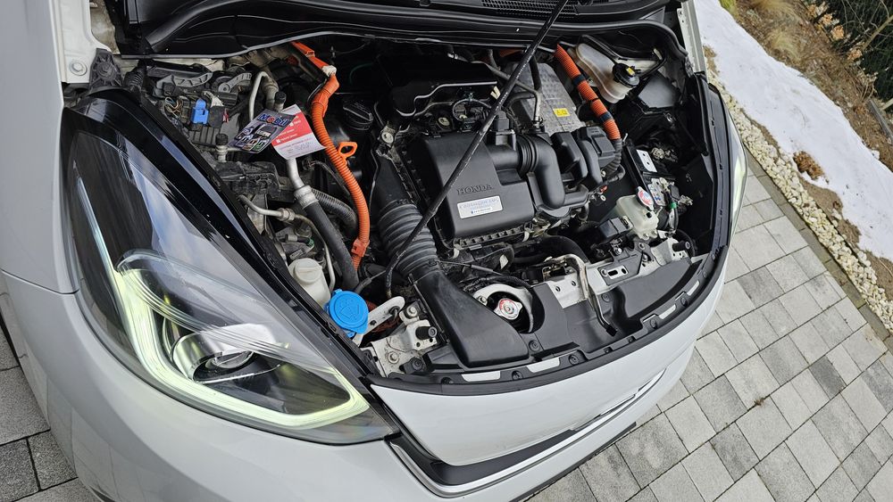 Honda Jazz 1.5 hybryda spalanie +- 4 litry benzyny na 100km