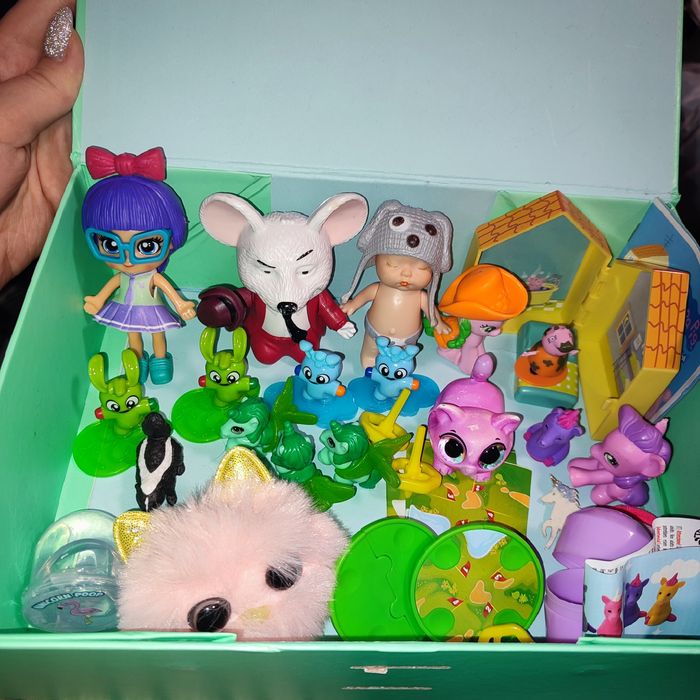 Лот пластикових іграшок,тваринки,майлітл поні,стіч,свинка Пепа,кіт,кін