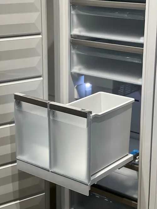 MAX Side by side MIele морозильна  FNS 7794 E та холодильник K 7773 D.