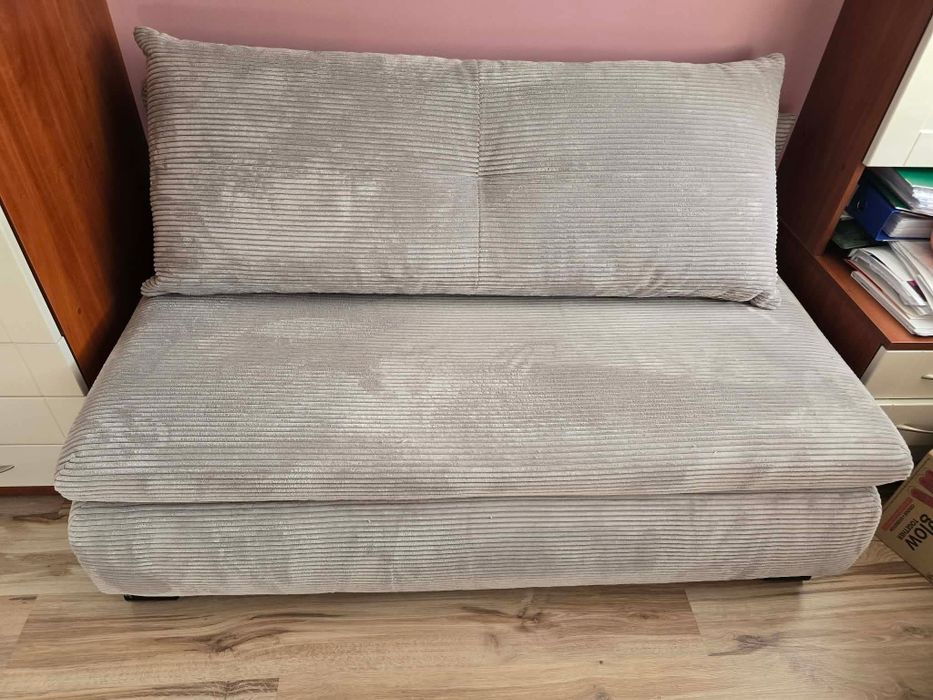 Sofa Elias II  2 osobowa Agata jak nowa 160 cm pojemnik na pościel