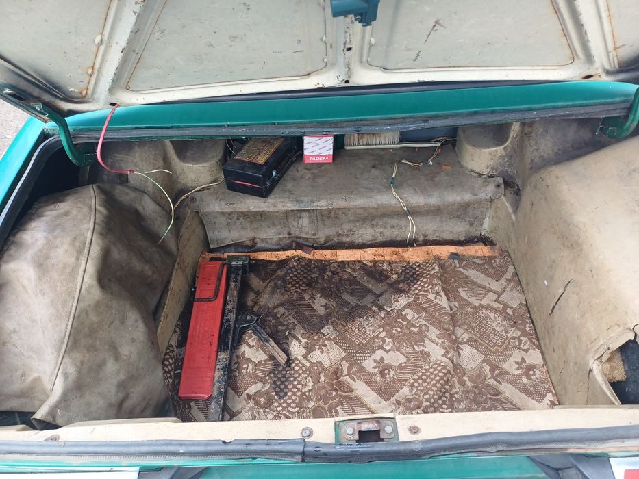 Продам ваз 2106 ,шестерка