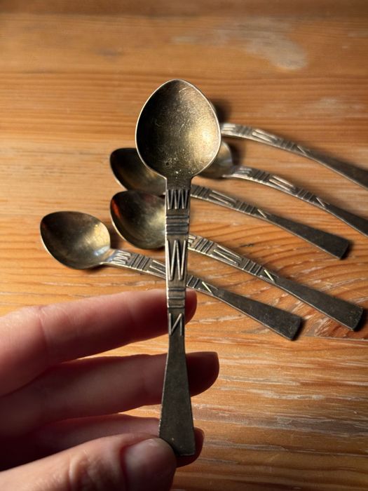 6 posrebrzanych łyżeczek melchiorów z lat 70. – 10,5 cm