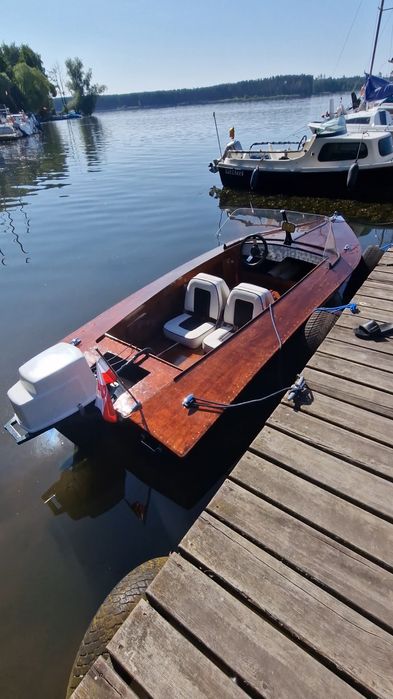 Cena zimowa Łódź motorowa 30 km, motorówka z mahoniu, klasyczna klasyk