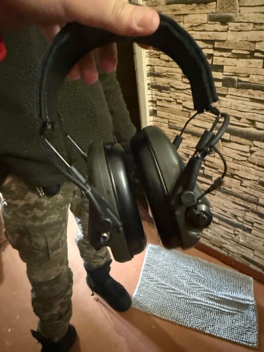 Навушники тактичні