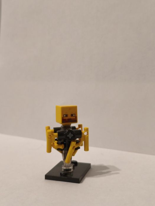 Figurka Minifigurka Lego Minecraft Blaze min198