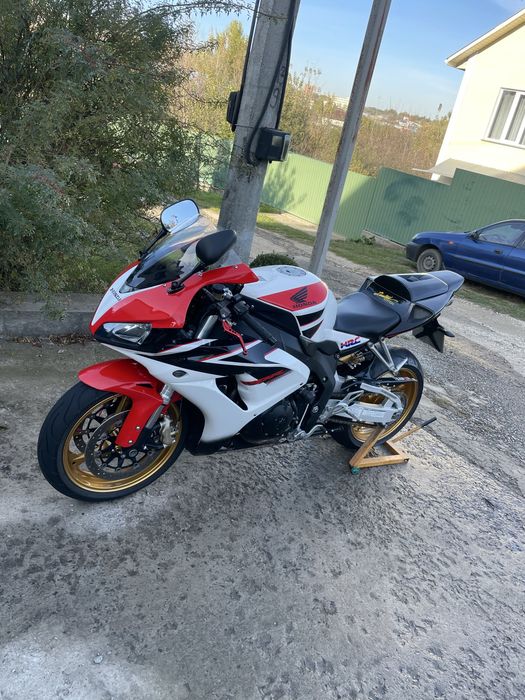 Honda CBR1000rr 2006 Fireblade sc57