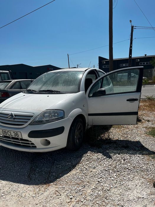 Boa tarde tenho um carro que já não uso pra vender