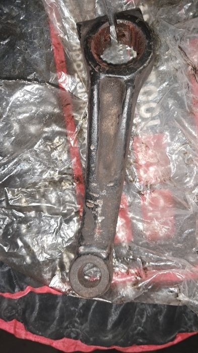 РУЛЕВОЙ маятик,сошка руля BMW e38