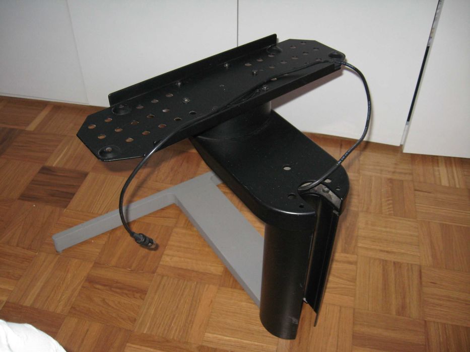 Suporte de Chão  para Bang & Olufsen Beovision.