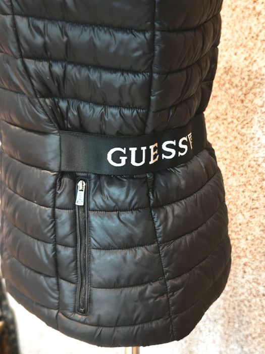 GUESS kurtka ocieplana
