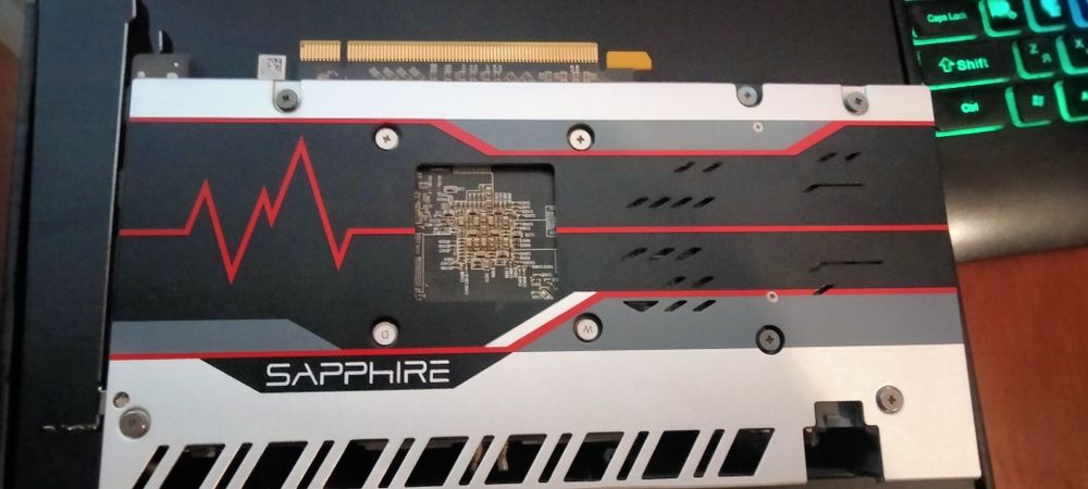 Видео карта Radeon  sapphire rx 580 4gb