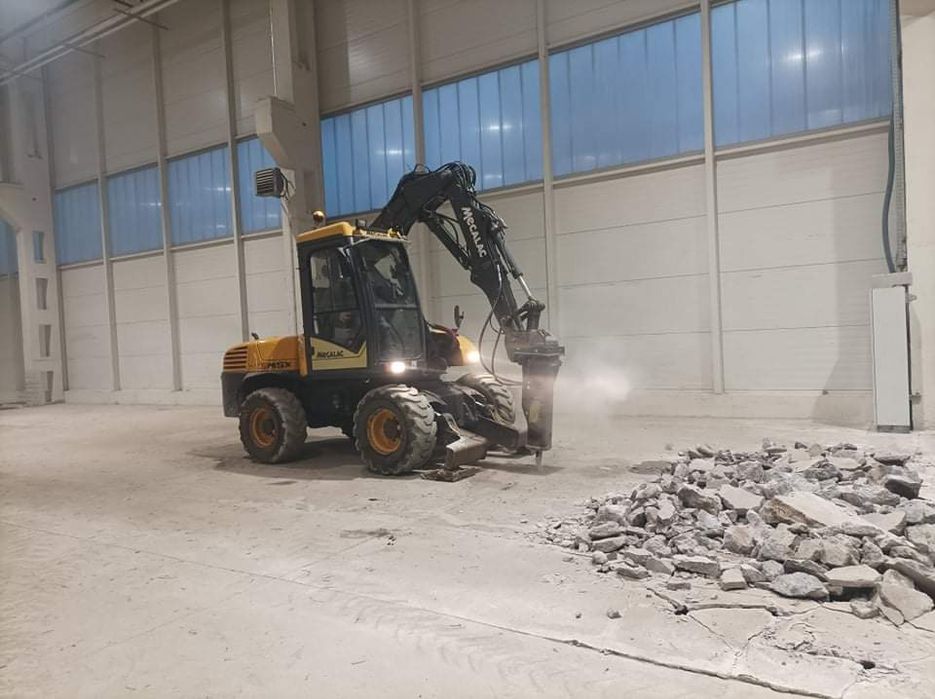 Wyburzenia, Rozbiórki budynków, Kłucie młotem, wywóz gruzów i odpadów.