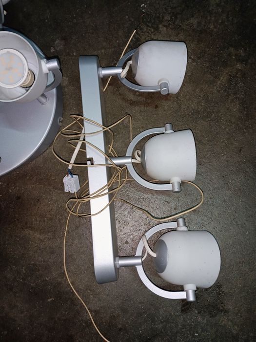 Variedade de projetores e candeeiros 10€ unidade