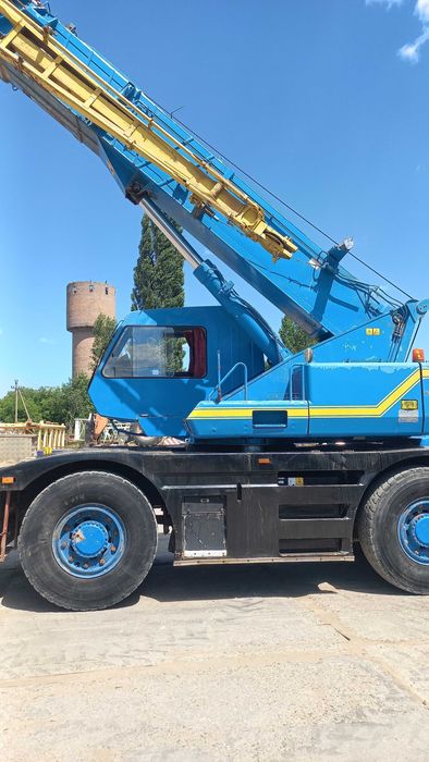 Автокран 25 тонн KATO CR-250