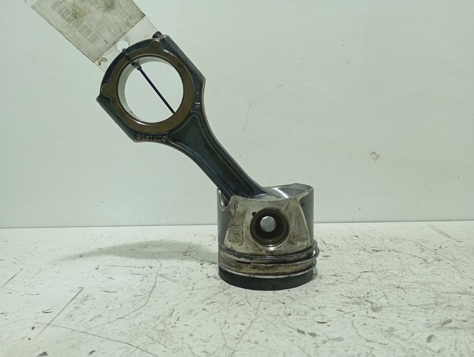 Pistão de motor MERCEDES-BENZ Classe A (W176)