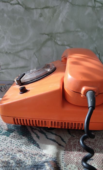 Продам телефон на запчастини