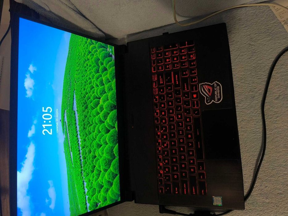 LAPTOP MSI GF75 512 SSD + 512HDD /16GB /Nowa Bateria/WIN 11/Nauczanie Zdalne/