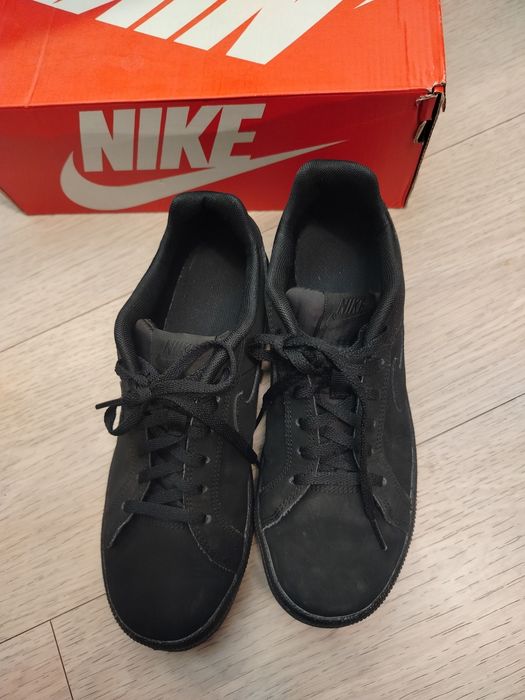 Buty NIKE Cour Royale GS eur 39 24,5 czarne praktycznie nowe. Skóra