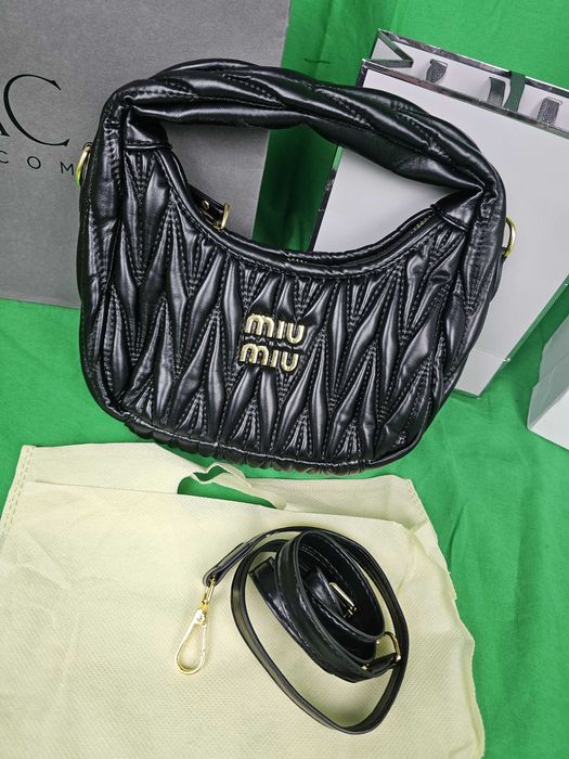 Torebka damska Miu Miu torba biznesowa nowość czarna lodeczka kuferek