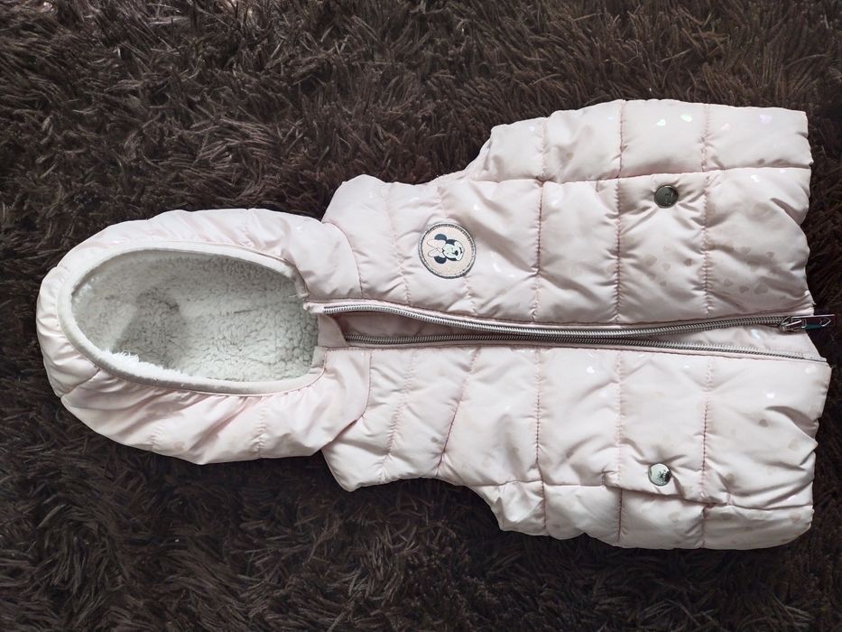 Жилетка на дівчинку 74рост