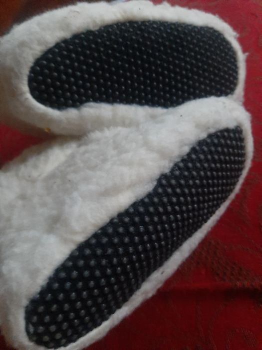 Дитячі пінетки на вибір.