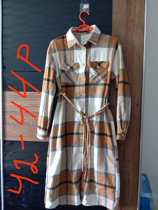 Продам одяг бу в дуже хорошому стані,розмір вказаний на фото.